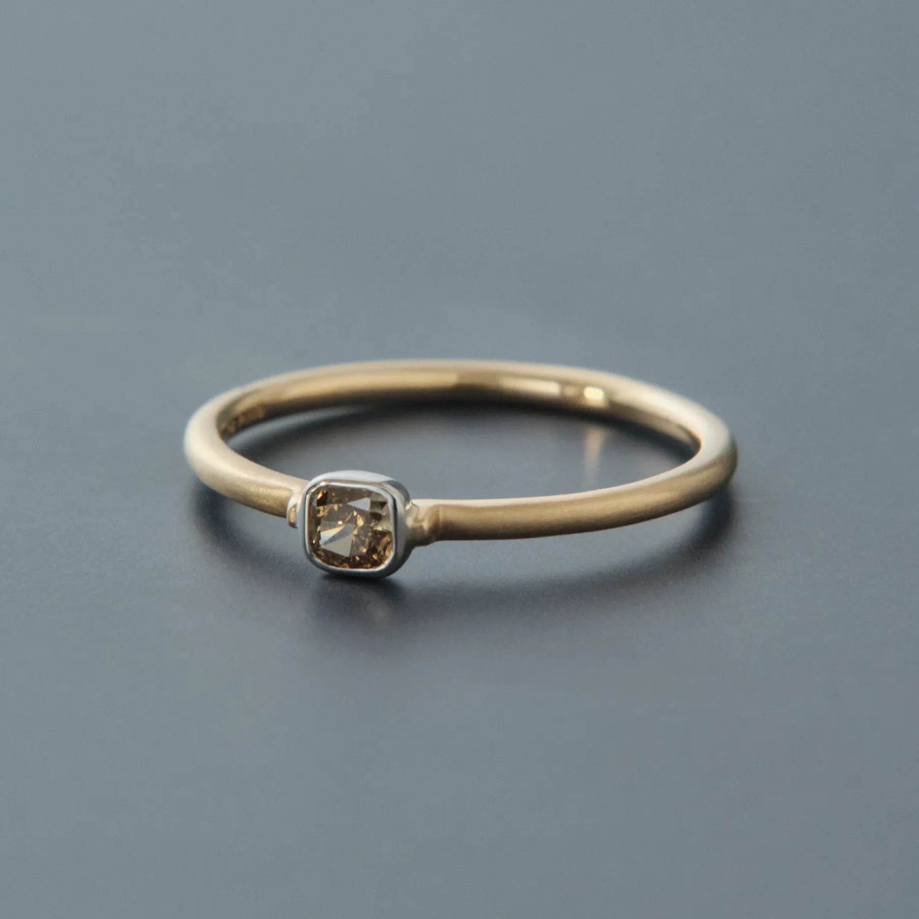 Cushioncut BrownDiamond Combi Ring｜選べるダイヤモンド｜cobaco