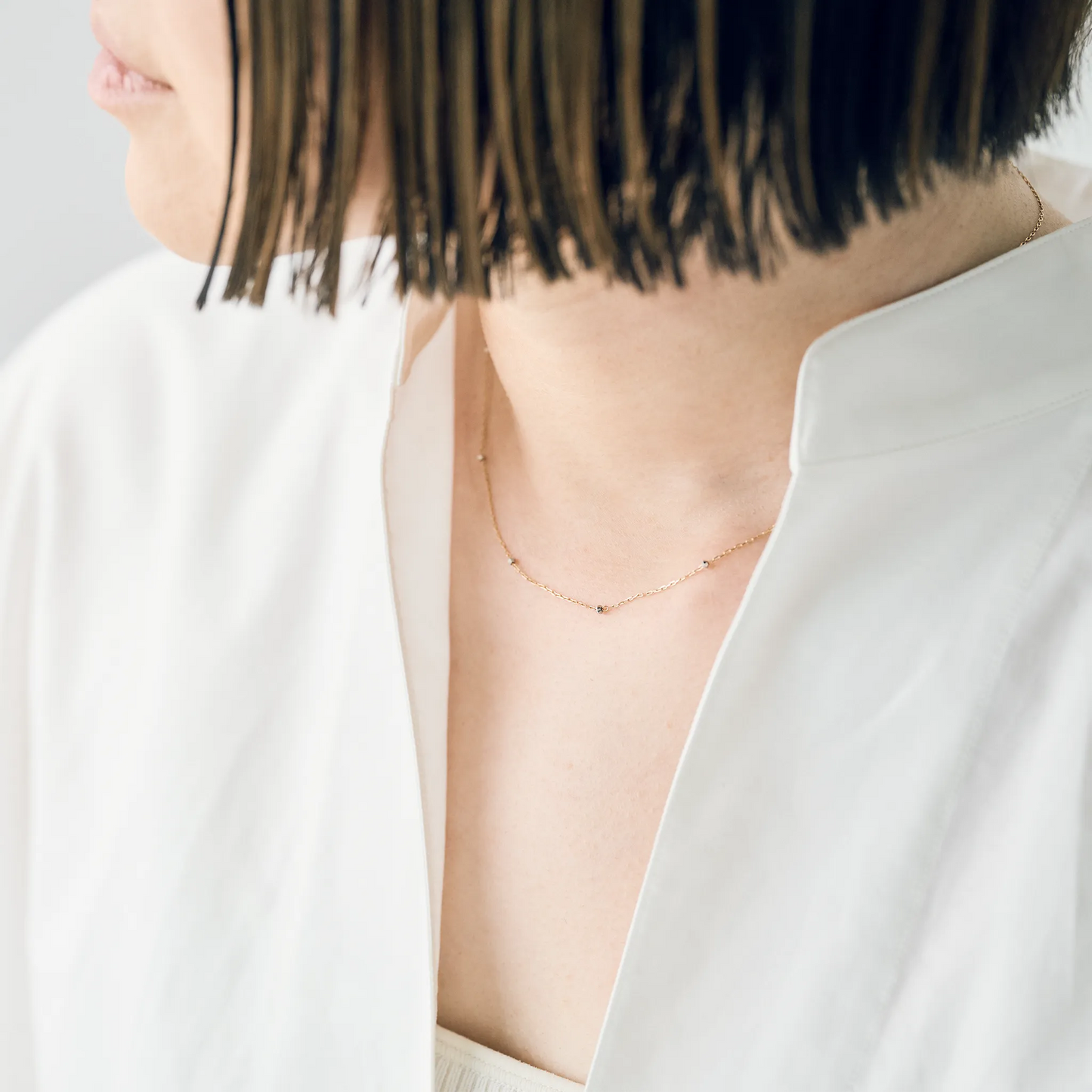 Gold Chain Necklace_silver colored parts