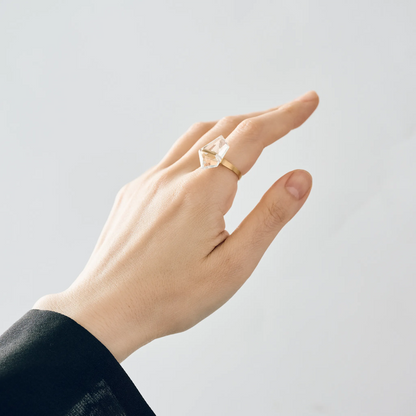 Random Faceted Stone Ring_staple (Rutilated Quartz)