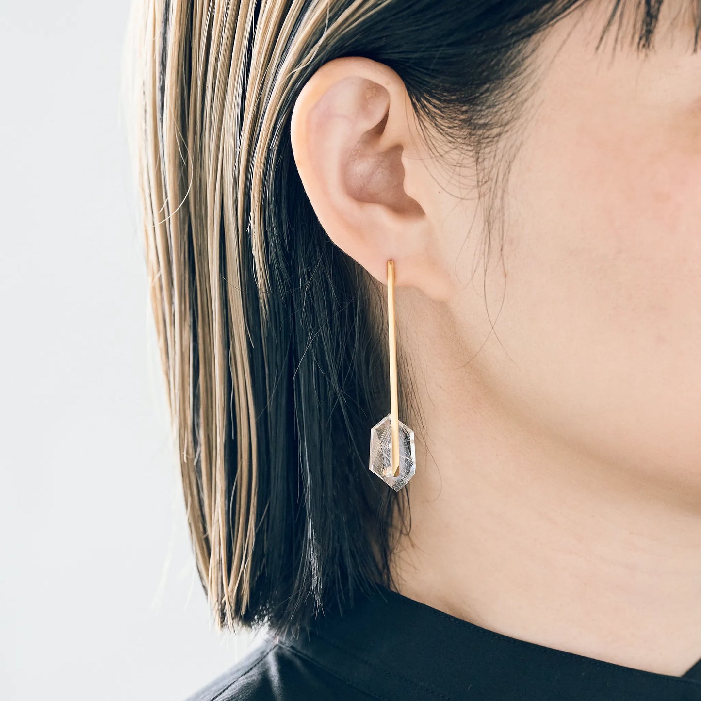 Random Faceted Gemstone Pierce_staple/long (Rutilated Quartz)