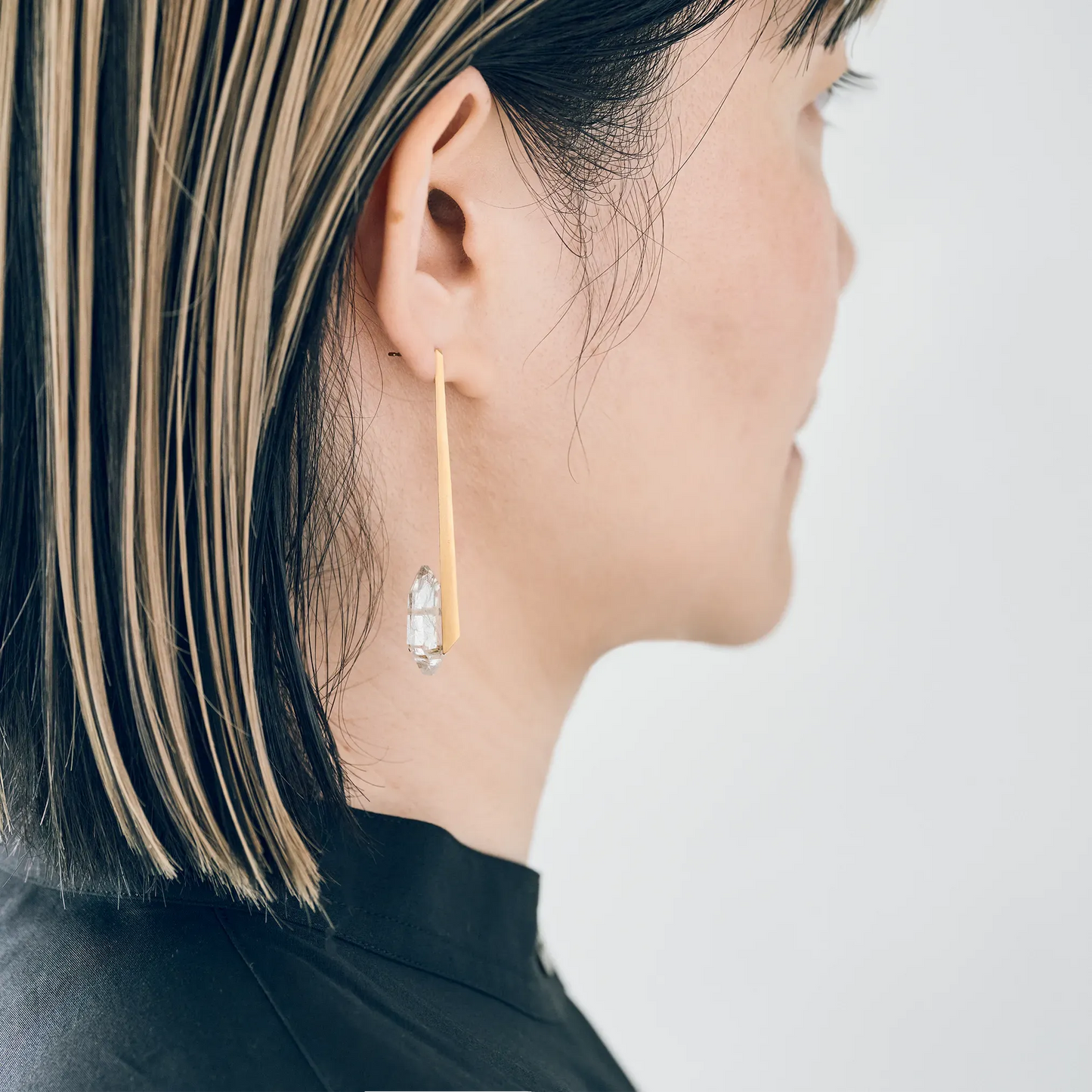 Random Faceted Gemstone Pierce_staple/long (Rutilated Quartz)