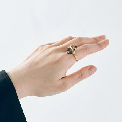 Random Faceted Stone Ring_staple (Bicolor Smoky Quartz)