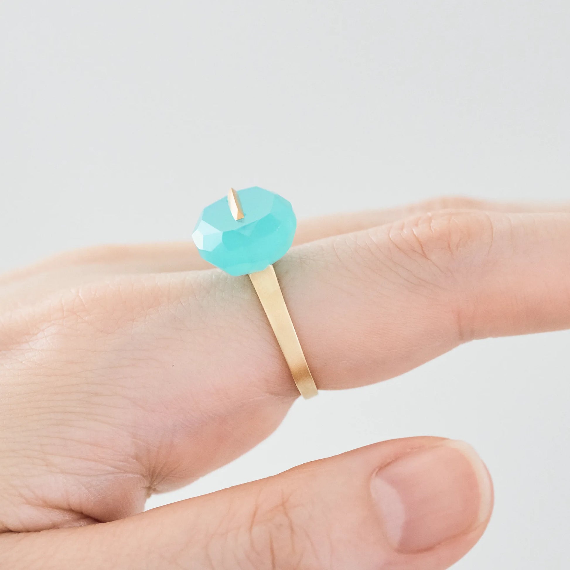 Oval Faceted Gemstone Ring_staple(シーブルーカルセドニー)|cobaco Oval Faceted Gemstone Ring_staple(シーブルーカルセドニー)|cobaco