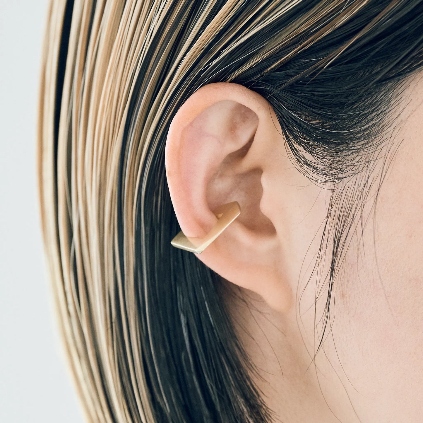 Gold Colored Ear Cuff_staple