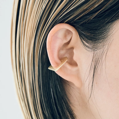 Gold Colored Ear Cuff_staple