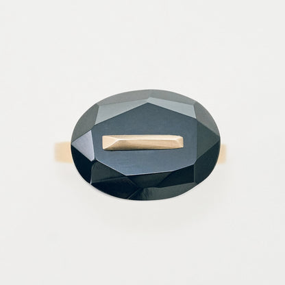 Oval Faceted Gemstone Ring_staple(ブラックオニキス)