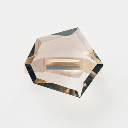 Random Faceted Gemstone Ring_staple (Bicolor Smoky Quartz)