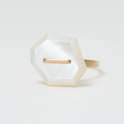 Random Faceted Gemstone Ring_staple(マザーオブパール)