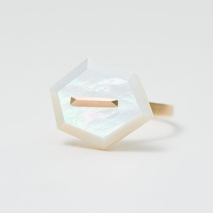Random Faceted Gemstone Ring_staple(マザーオブパール)