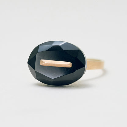 Oval Faceted Gemstone Ring_staple(ブラックオニキス)