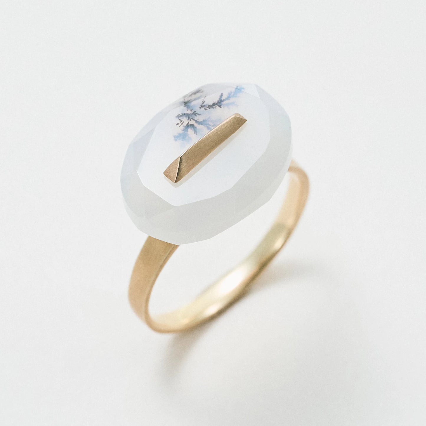 Oval Faceted Gemstone Ring_staple (Dendritic Agate)