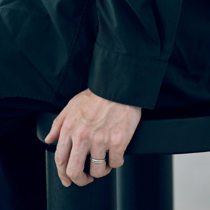 Birthstone Ring_vase