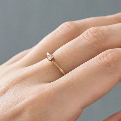 White Diamond Ring_cone