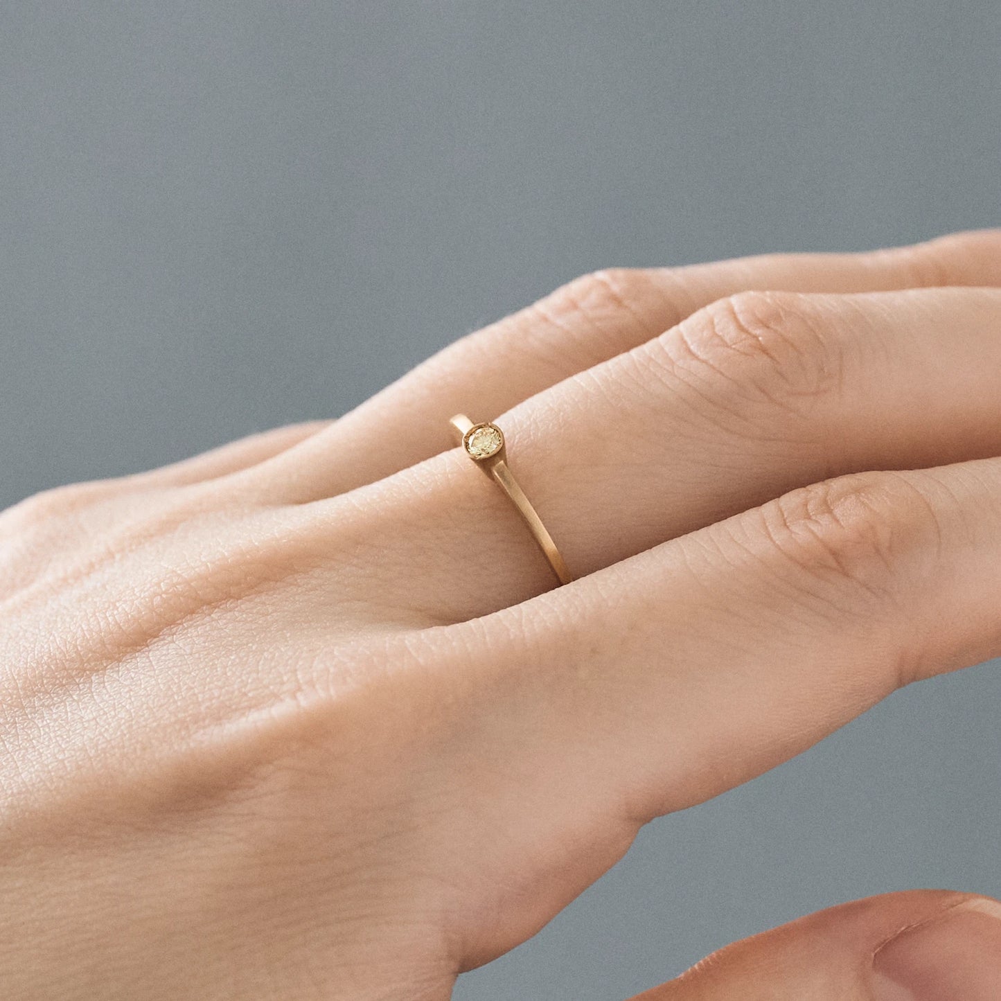 LightYellow Diamond Ring_cone