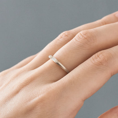 シャンパンゴールド（画像：K18）