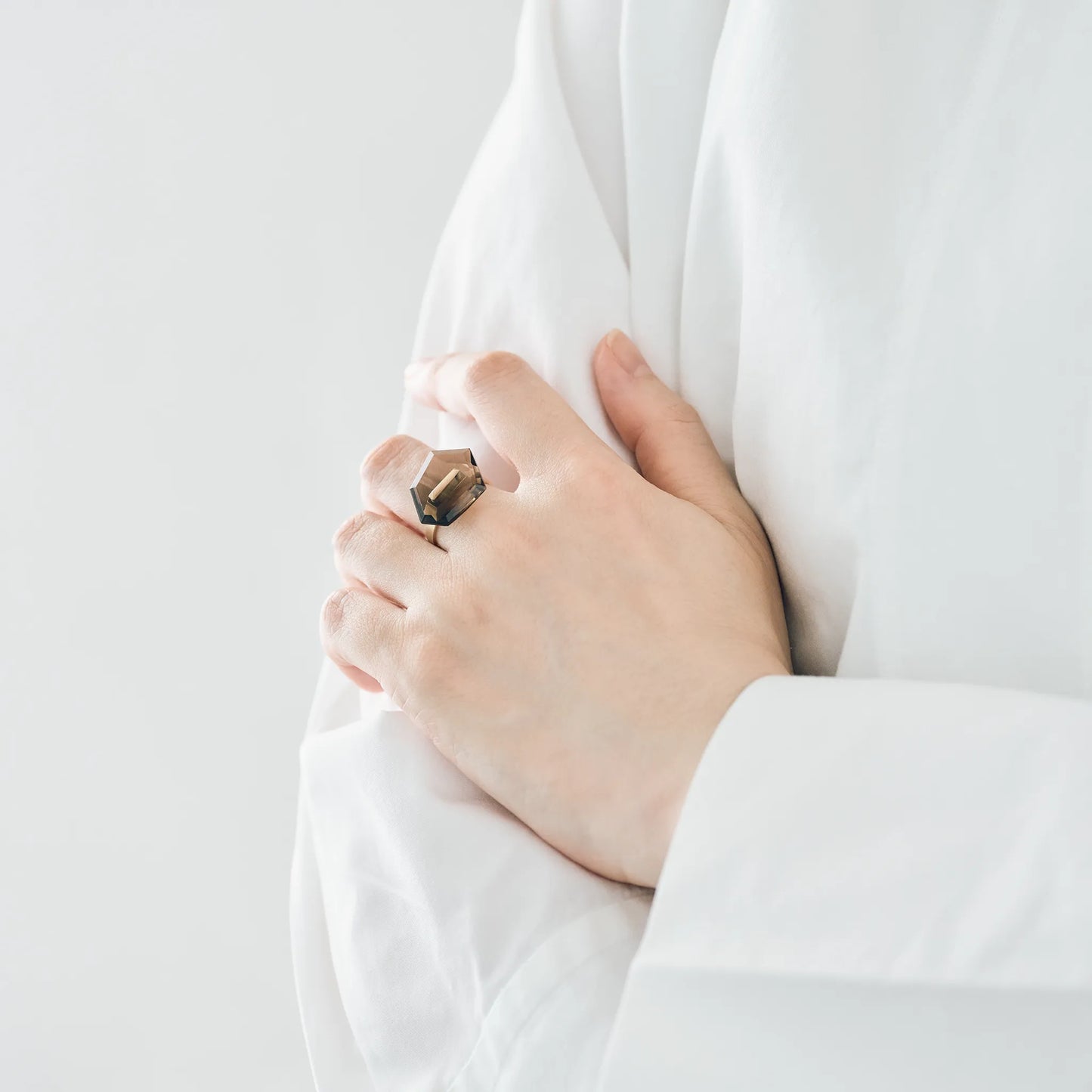 Random Faceted Gemstone Ring_staple(バイカラースモーキークオーツ)