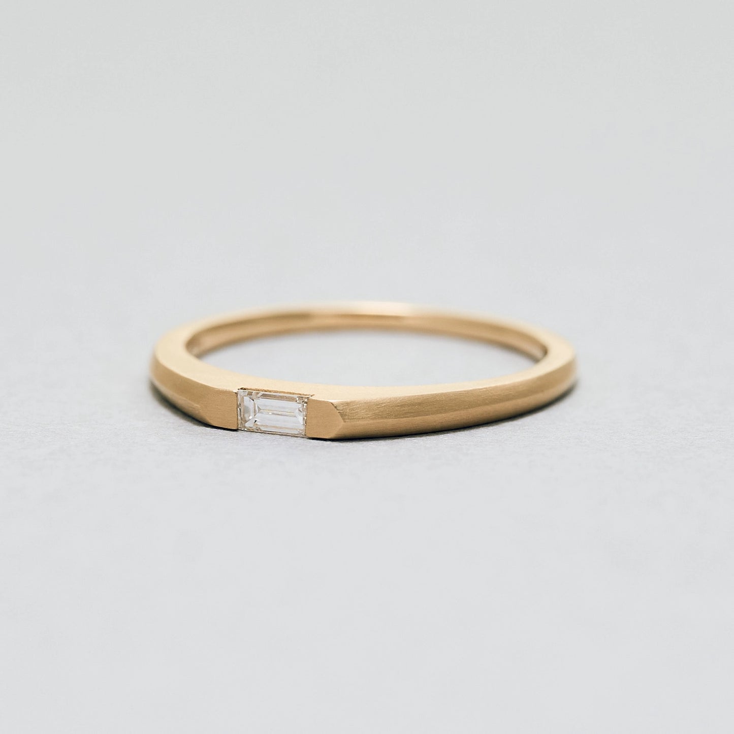 Baguettecut Diamond Ring_signet