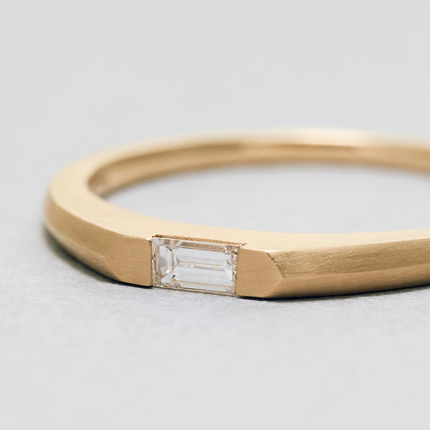 Baguettecut Diamond Ring_signet