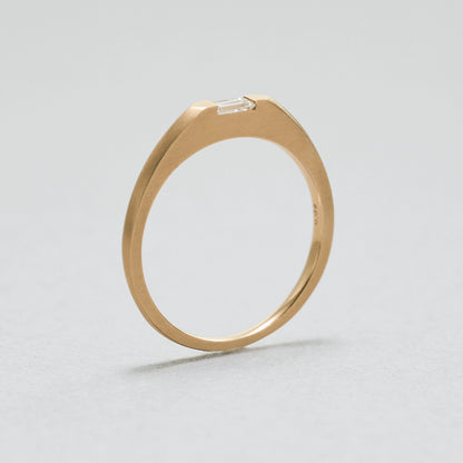 Baguettecut Diamond Ring_signet