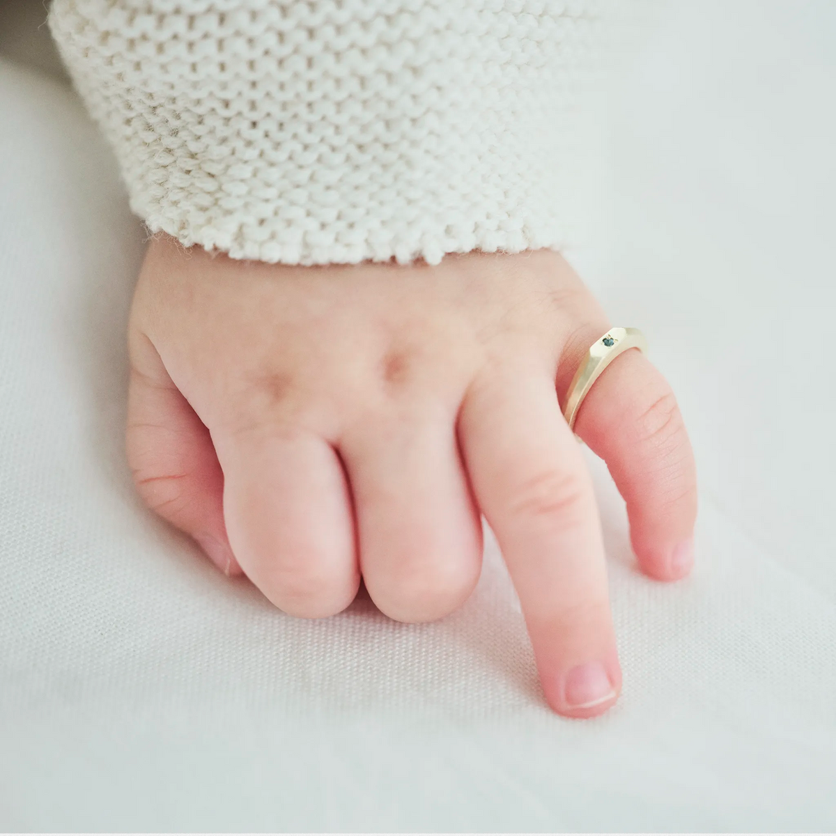 Baby Ring_matte (1 stone)