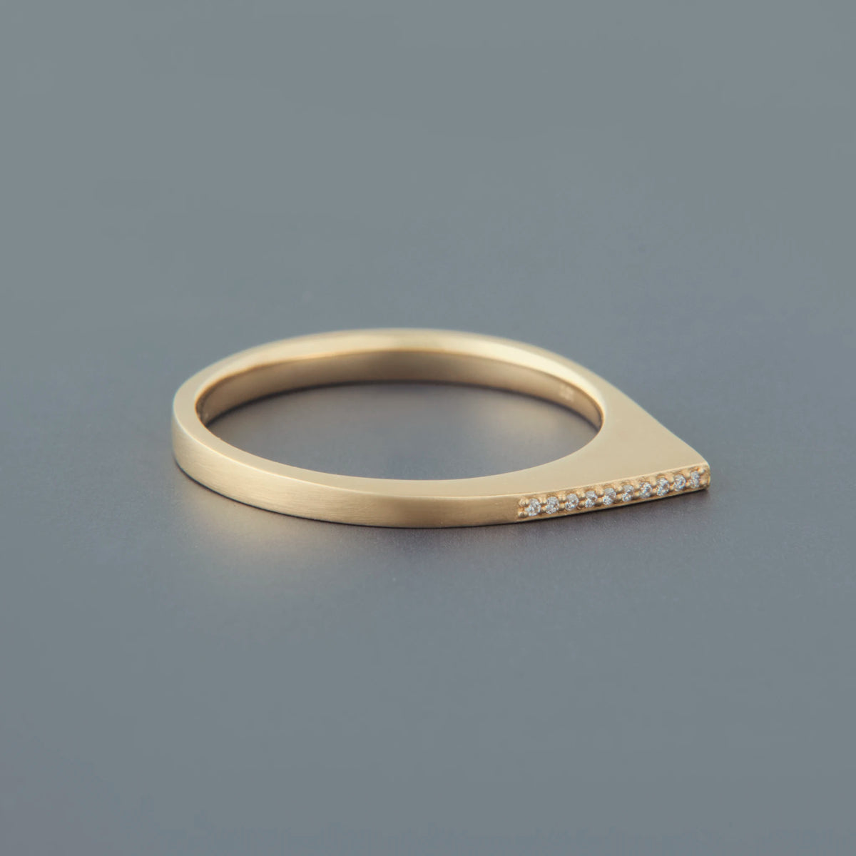 Micro Diamond Ring_asymmetry