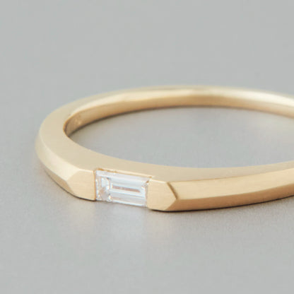 Baguettecut Diamond Ring_signet