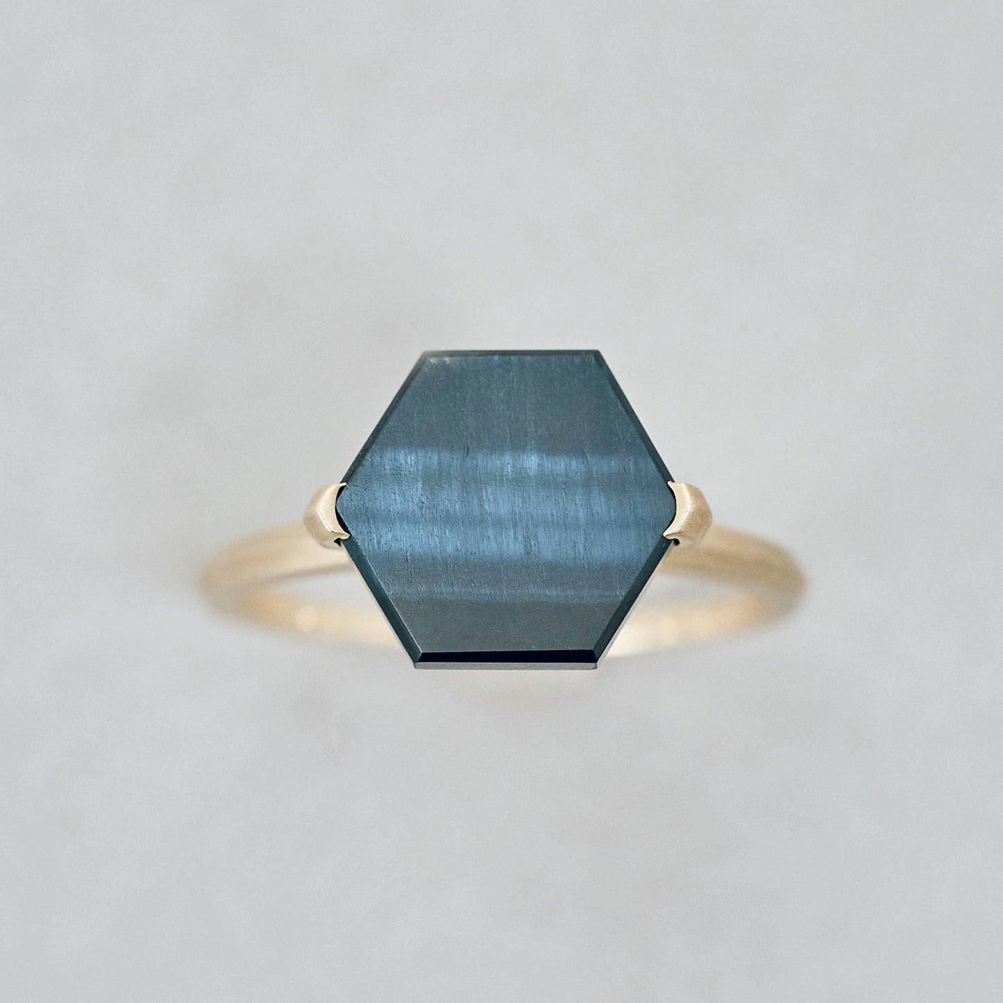 Hexagon Gemstone Ring_node(Hawk's Eye)