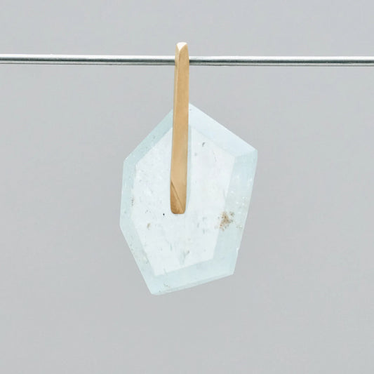 Random Faceted Gemstone Pierce_staple/short(ミルキーアクアマリン)