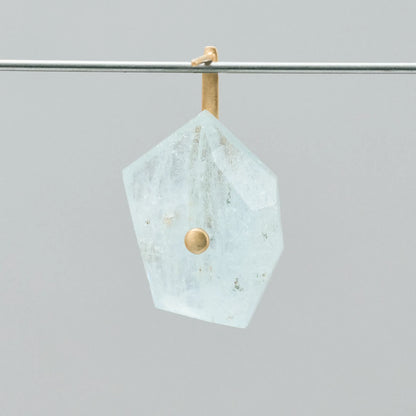 Random Faceted Gemstone Pierce_staple/short (Bicolor Smoky Quartz)