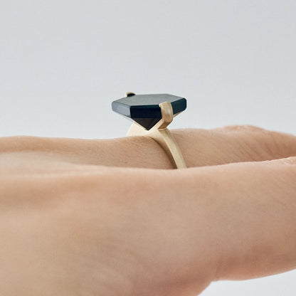 Hexagon Gemstone Ring_node(Hawk's Eye)