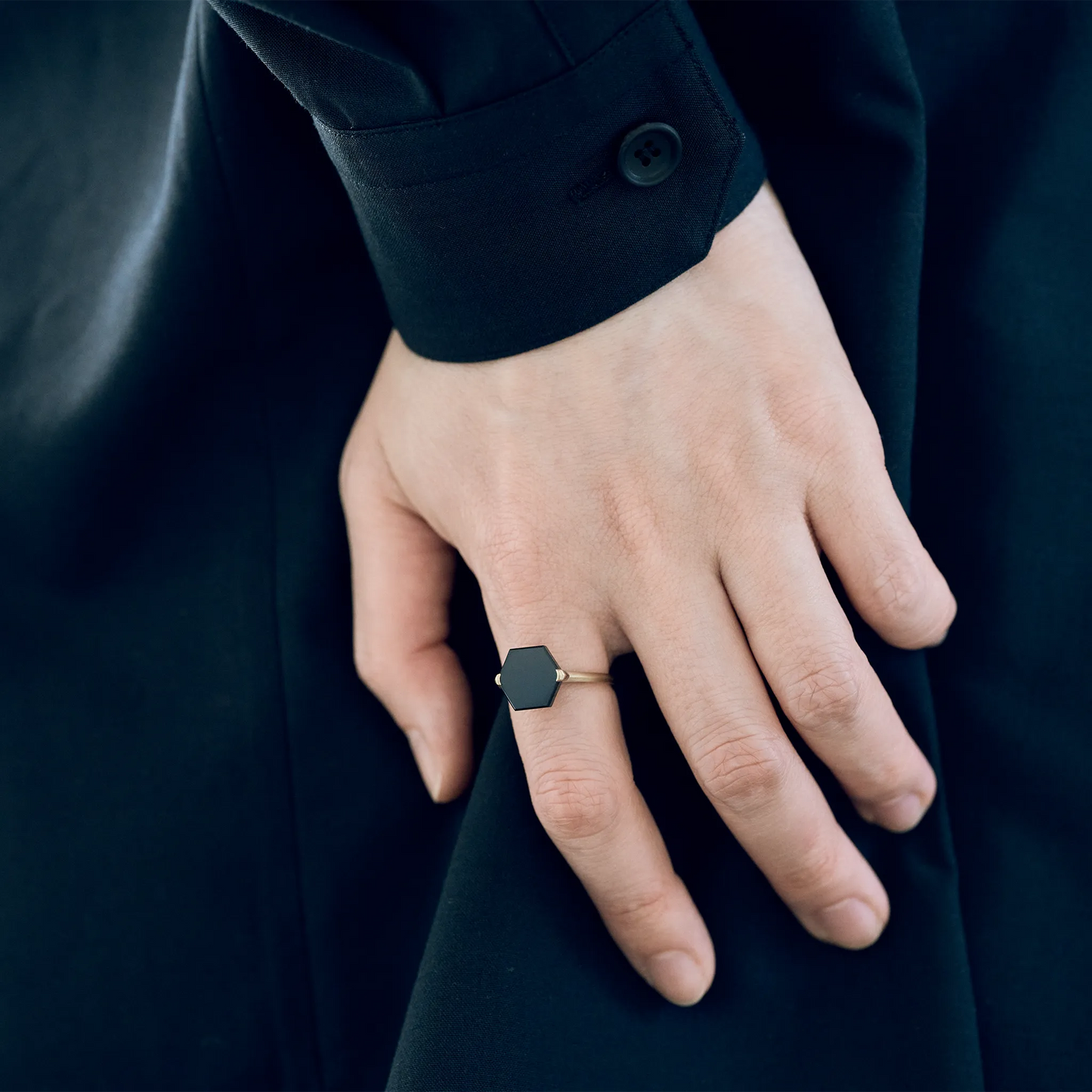 Hexagon Gemstone Ring_node(Black Onyx)