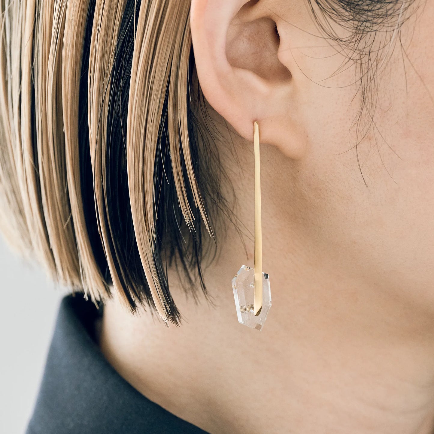 Random Faceted Gemstone Pierce_staple/long (Rutilated Quartz)