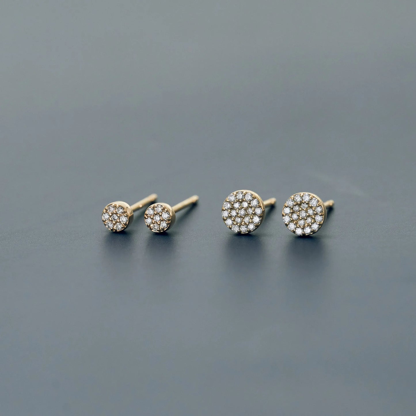 左：0.01ct　右：0.03ct