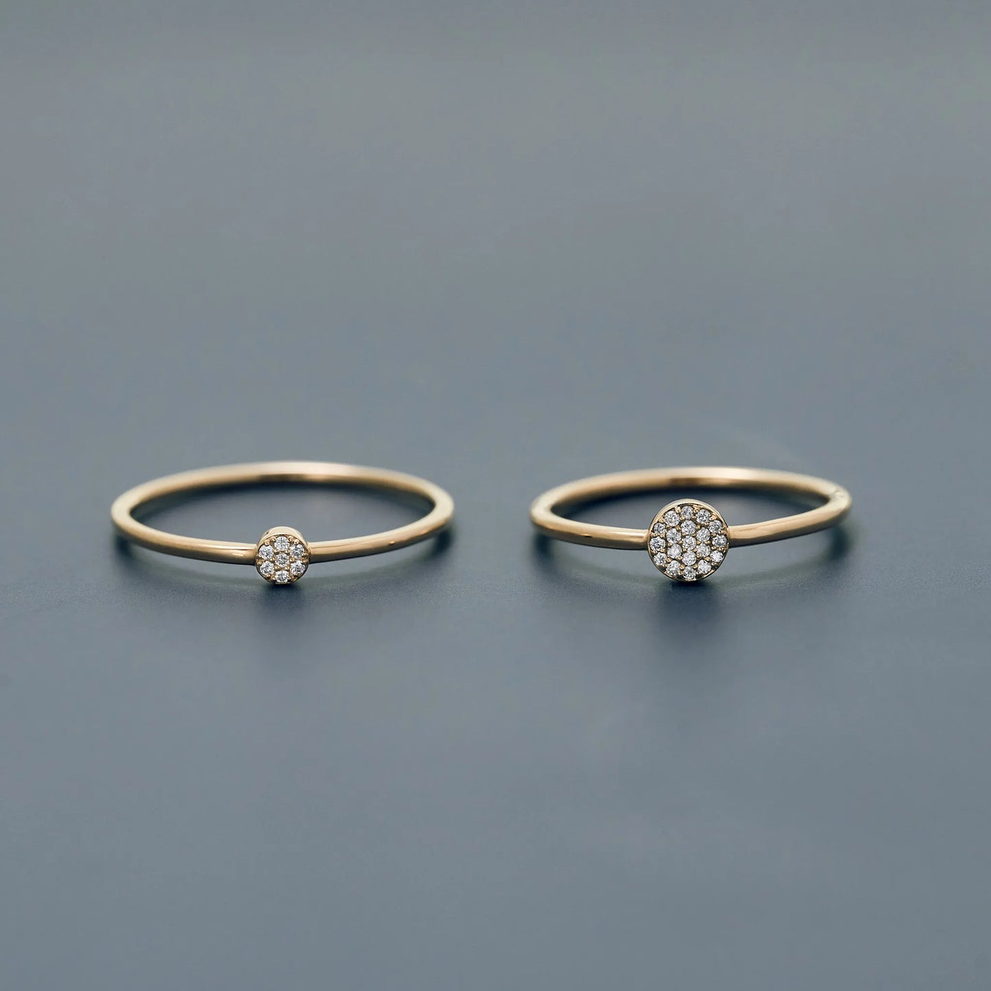 左：0.01ct　右：0.03ct