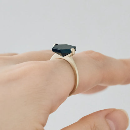 Hexagonal Gemstone Ring_node(Hawk's Eye)