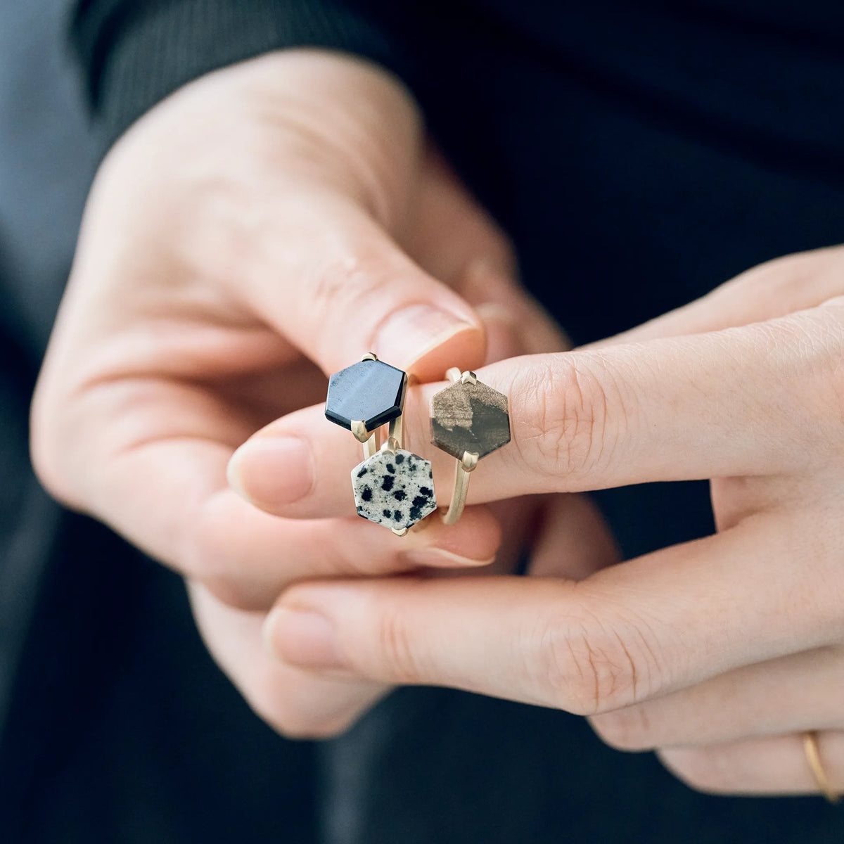 Hexagonal Gemstone Ring_node(Hawk's Eye)