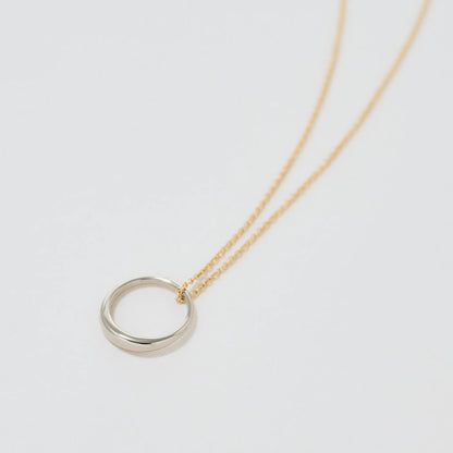 alt
[ Chain set option example ] Baby ring K18 champagne gold × chain K18 yellow gold *Chain option: K18/K10 yellow gold only