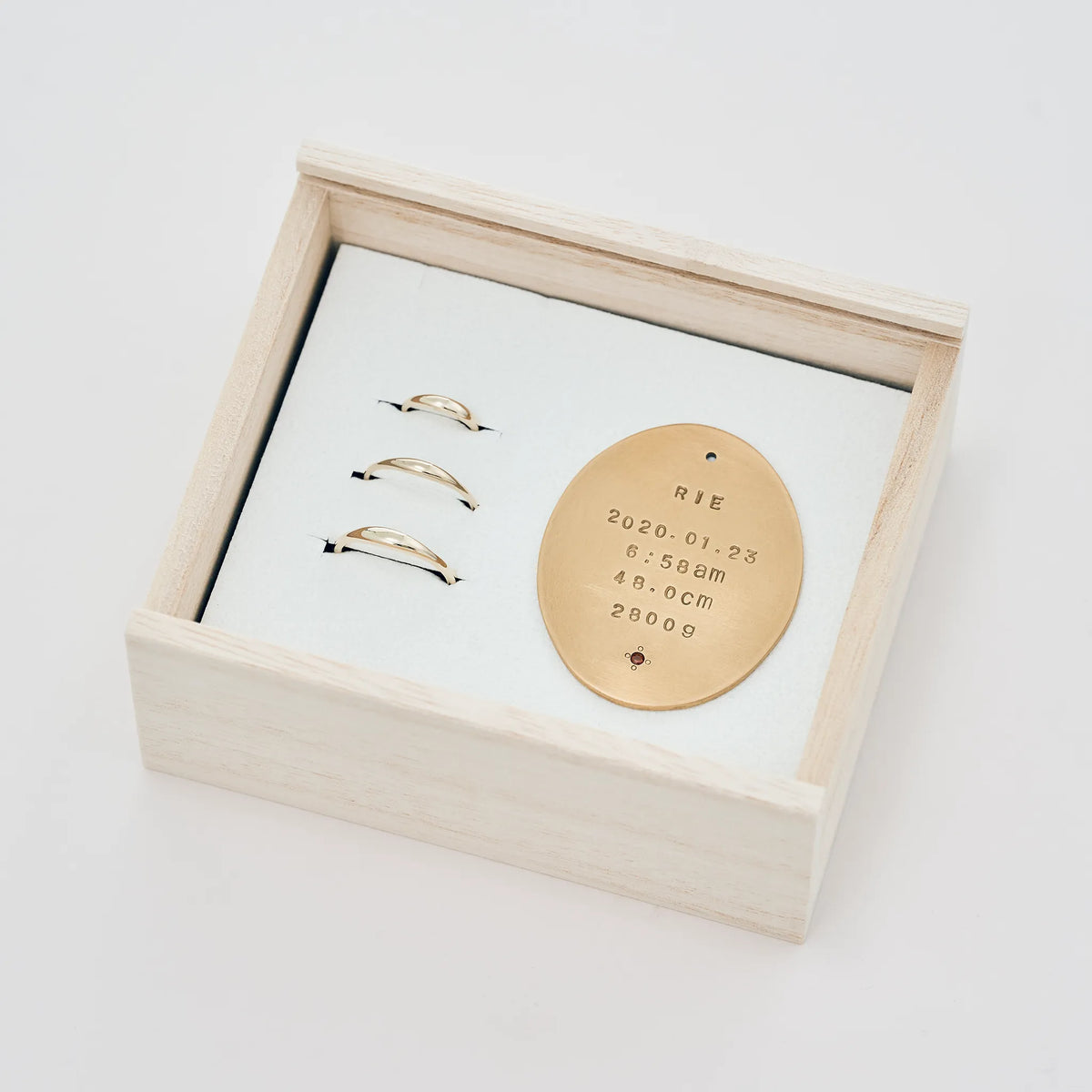 [ Packaging example ] Baby ring × 2 mother rings