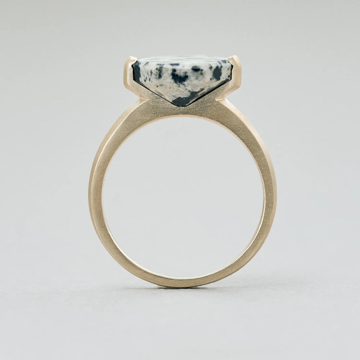 Hexagonal Gemstone Ring_node(Hawk's Eye)