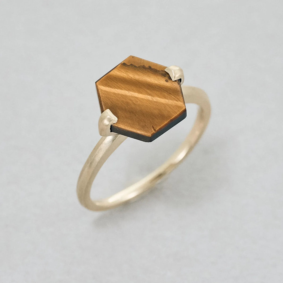 Hexagonal Gemstone Ring_node (Tiger's Eye)