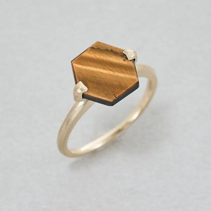 Hexagonal Gemstone Ring_node (Tiger's Eye)