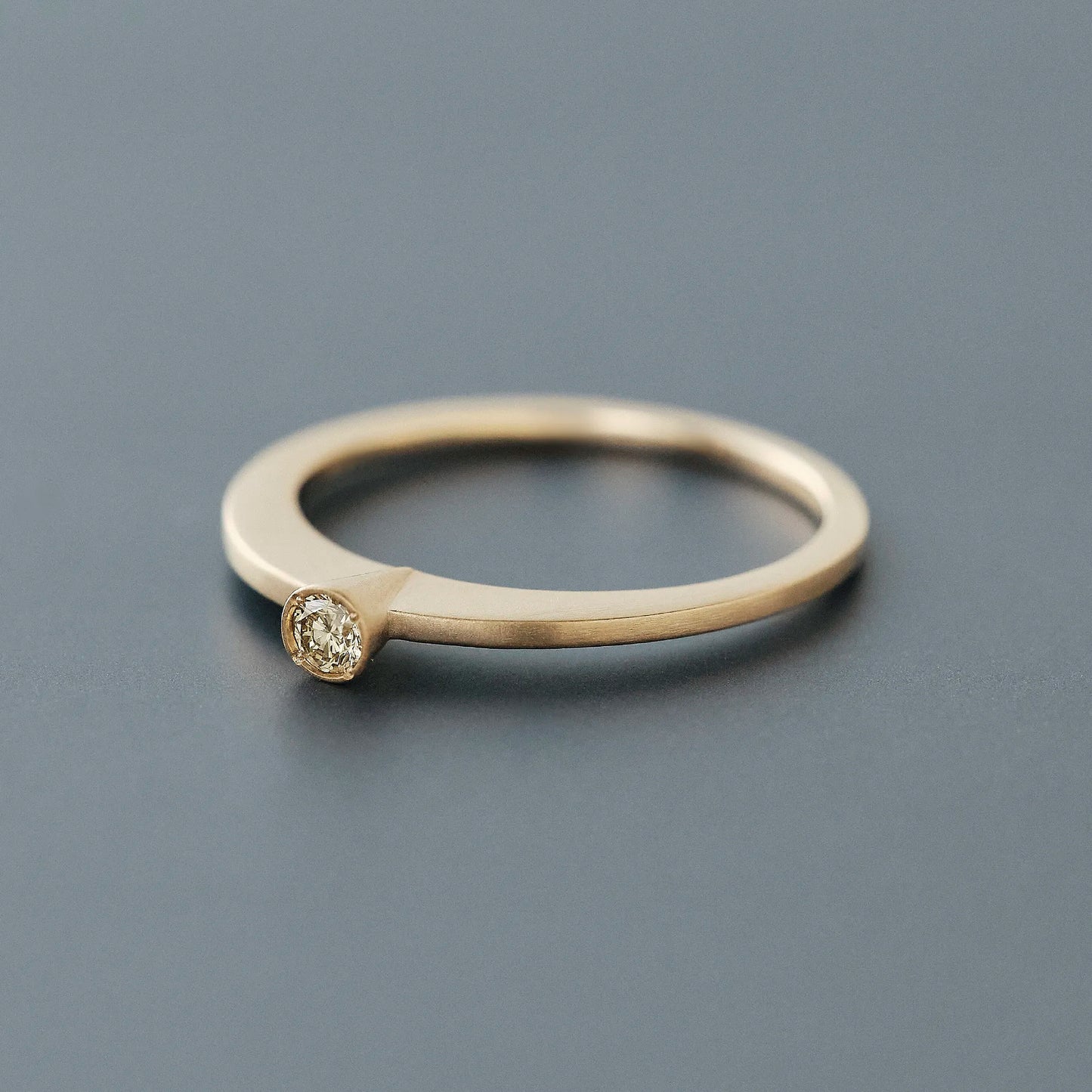 LightYellow Diamond Ring_cone