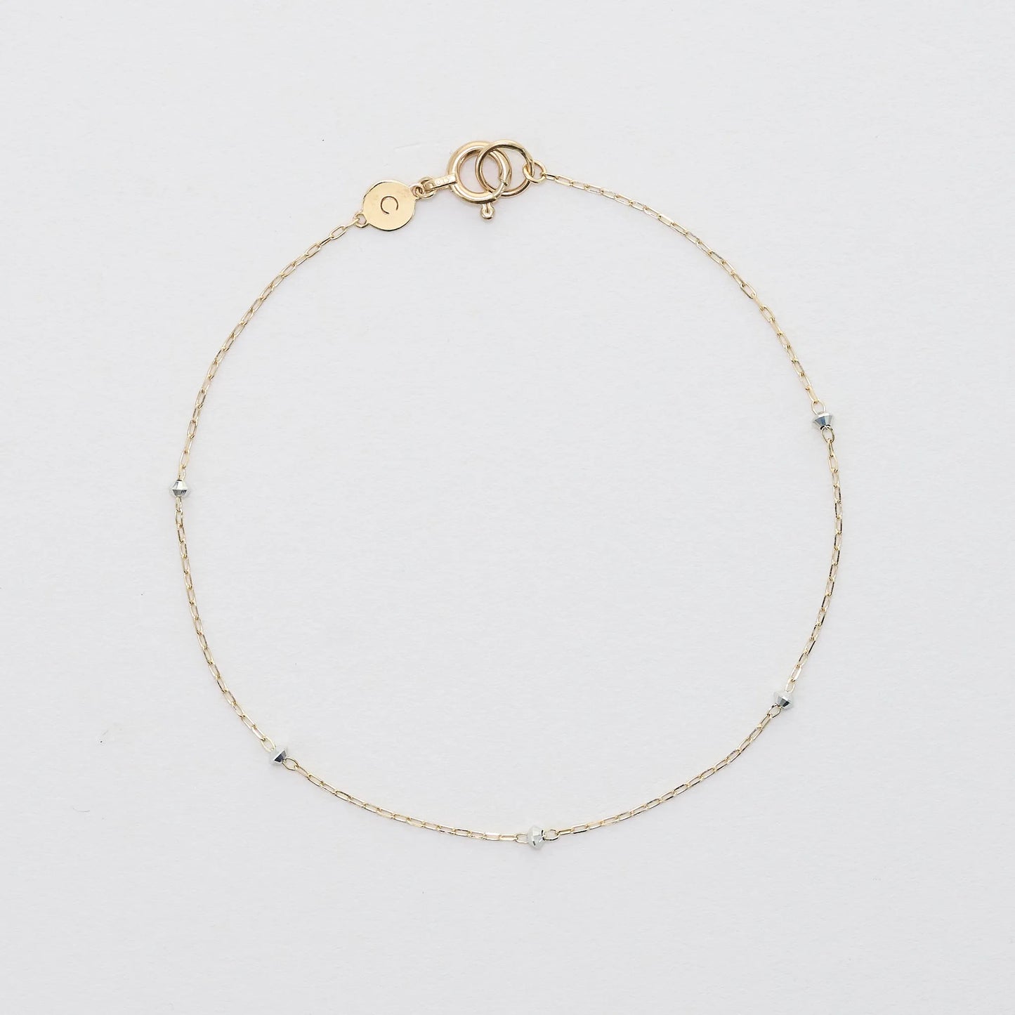Gold Chain Bracelet_silver colored parts