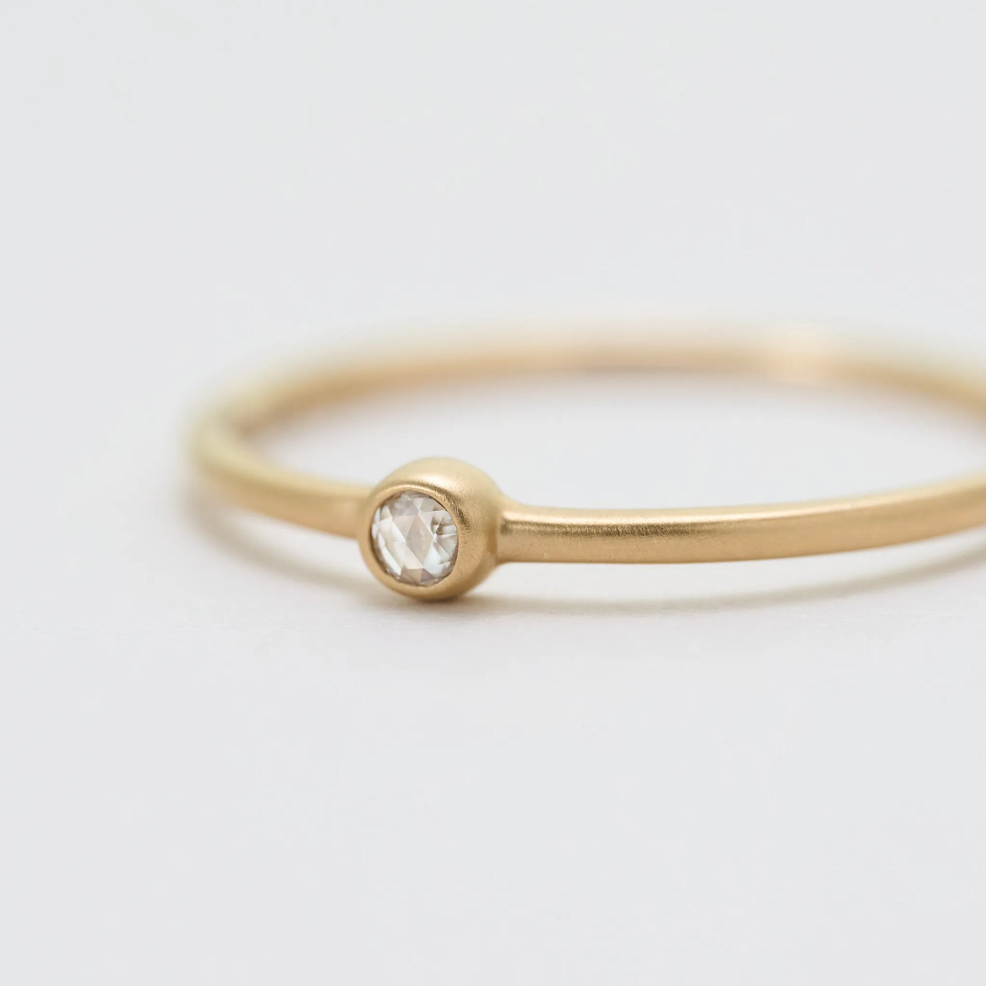 高貴な輝き✨ローズカット・ダイヤモンド✨リング✨約8.5号✨指輪✨ 高貴な輝き✨ローズカット・ダイヤモンド✨リング✨約8.5号✨指輪✨